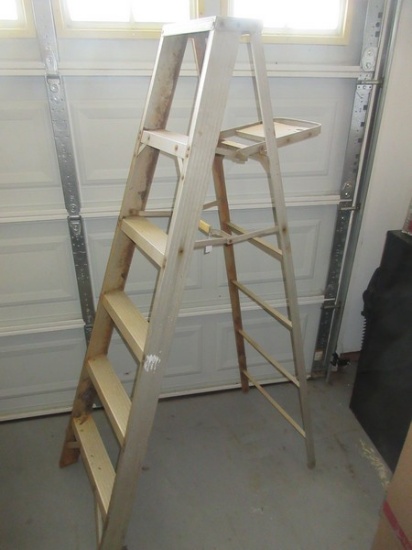 Aluminum A Frame 6ft Ladder