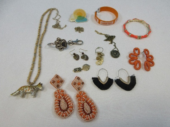 Lot Misc. Jewelry Carved Wooden Leopard Pendant Necklace, Bamboo Design Enamel Bangle