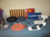LotPersonal Beach Table,Cutting Board,Anchor Hocking 2Qt Glass Round Casserole w/Storage Lid