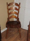 Knotty Pine Early American Style Ladder Back Chair w/Butter Mold Flower