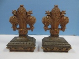 Pair Polyresin 8