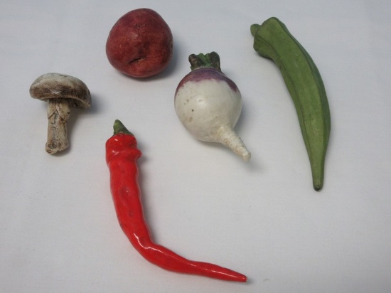 Rare Find Mary Kirk Kelly Alabama Artisan Realistic Artist Signed 4 Figural Vegetables and