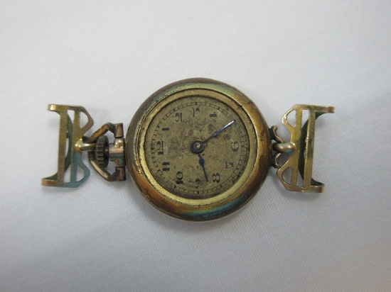Antique Fahys 15 Jewels 800 Gold = 19.2 Karats Ladies Watch Normal Wear/No Crystal Circa