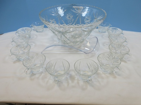 14 pc. Punch Bowl Set Anchor Hocking Prescut Clear Star 14" D Punch Bowl w/ Plastic Ladle