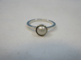 Sterling Silver Ladies Fashion Pearl Ring Size 9