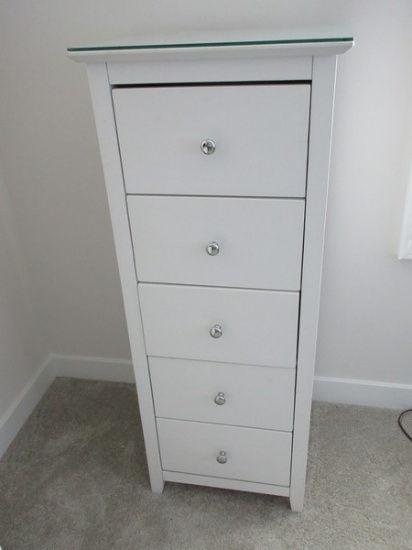 Contemporary Modern White Finish Tallboy Narrow 5 Drawer Chest w/Protective Glass Top