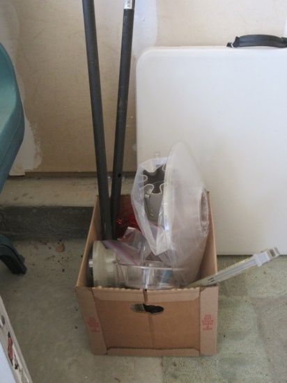 36" Base Pole Bird Feeder Station