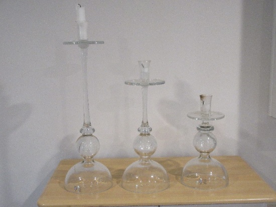 Elegant Set of 3 Global Views Contemporary Column Ball Stem Graduating Height Scale Candle-