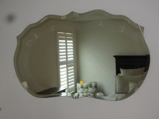 Classic Scalloped Beveled Wall D‚cor Mirror Frameless Wall Mount- 40" x 24"
