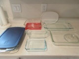 Lot Anchor Hocking Oven Originals 4 Cup Measuring Cup, Pyrex Glass 2 Cup Measuring Cup, 2-