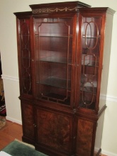 Refined Georgian Revival Style Mahogany Breakfront China Cabinet Lighted Flame Grain Veneer