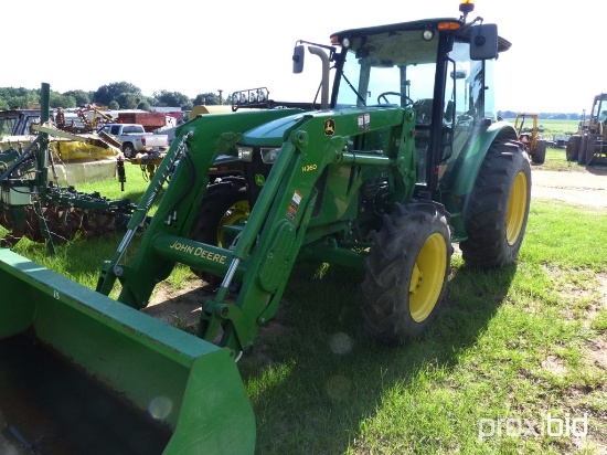 John Deere 5100M w/ JD H260 loader