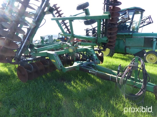 John Deere 637 disc