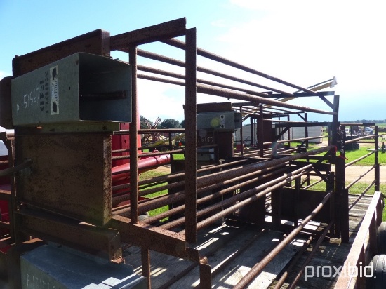 Hog farrow crate