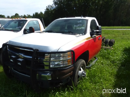 08 Chevy 3500 (county owned) AS/IS