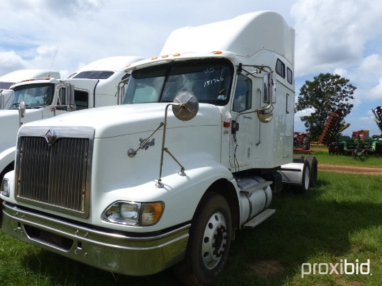 05 International 9400 (bank owned)
