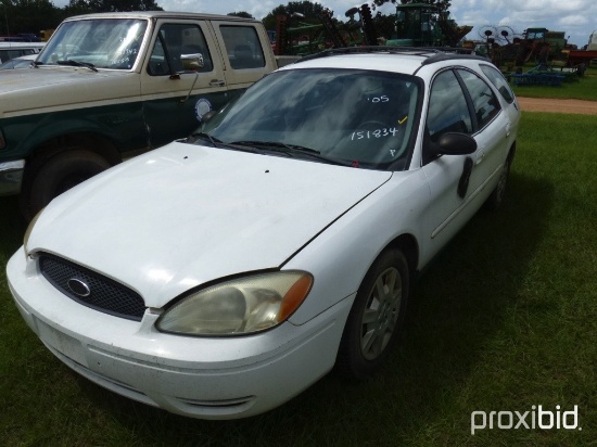 05 Ford Taurus SE (county owned)