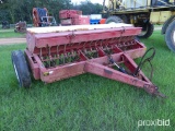 International 510 grain drill