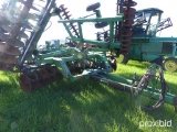 John Deere 637 disc