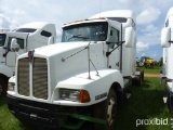 05 Kenworth T600 (bank owned)