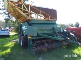 KMC 3355 4 row peanut combine w/ shaft