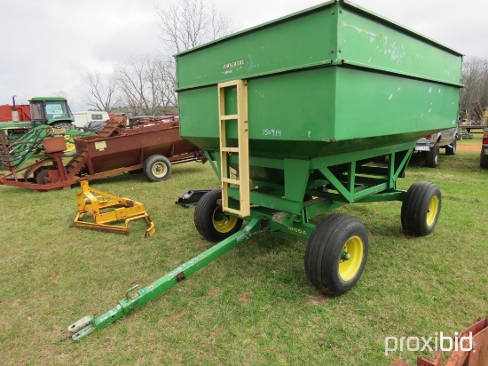 J&M gravity wagon w/ JD 1065A gear