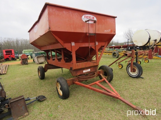 Ficklin 4500 gravity wagon