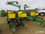 John Deere 1760 planter