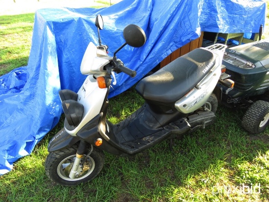 2003 Yamaha YM50R scooter