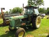 John Deere 2940 tractor