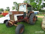 International 1586 tractor