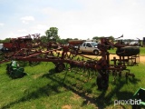 International 365 field cultivator