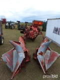 Ford 2 row mounted corn puller