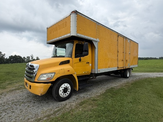 2013 Hino 268 Box Truck, 257,412 Miles, VIN: 5PVNJ8JV7D4S55710, Display Has Light On, Says It Ne...