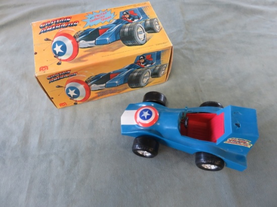 Mego Captain Americar with Box 1976