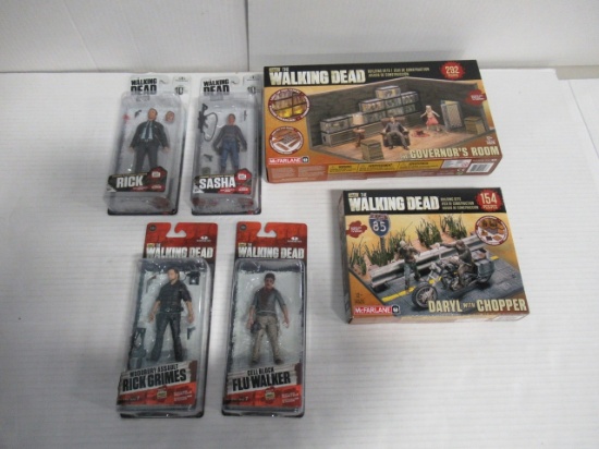 The Walking Dead Figure & Goodies Lot of (6)