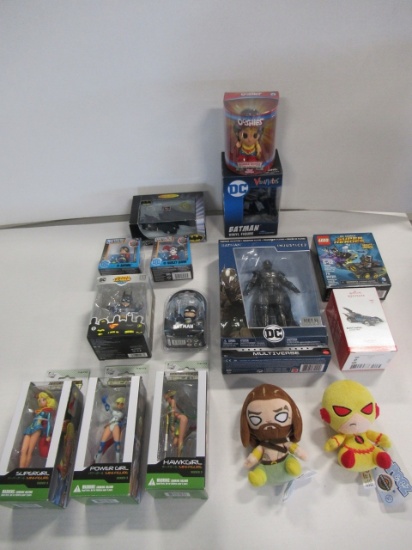 DC Comics Figure/Toy/Collectibles Lot