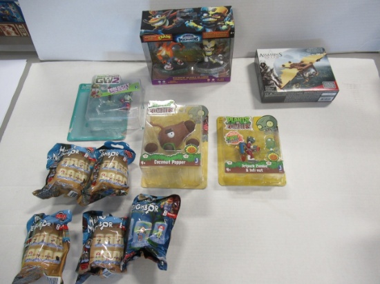 Video Game Toy/Collectible Lot