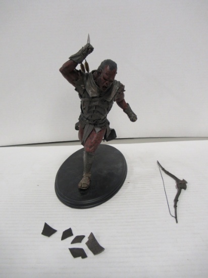 Uruk-hai Scout Swordsman Weta Statue