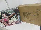 Vampirella Premium Format Sideshow Statue