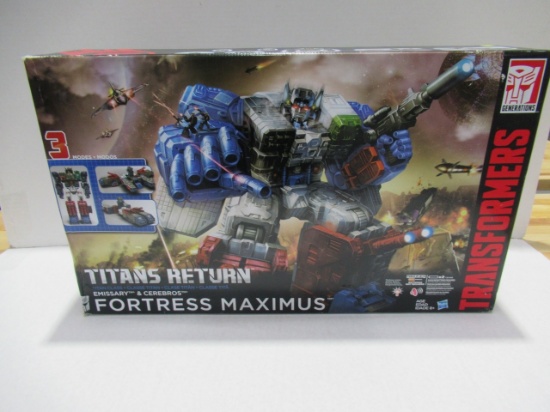 Transformers Fortress Maximus Figure