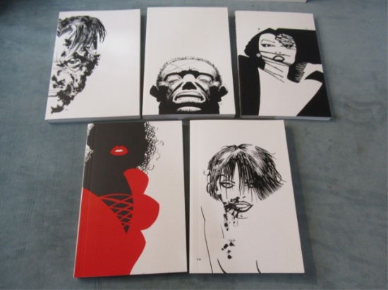 Sin City Trade Paperback Lot of (5)