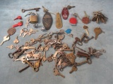Vintage/Antique Keys Box Lot