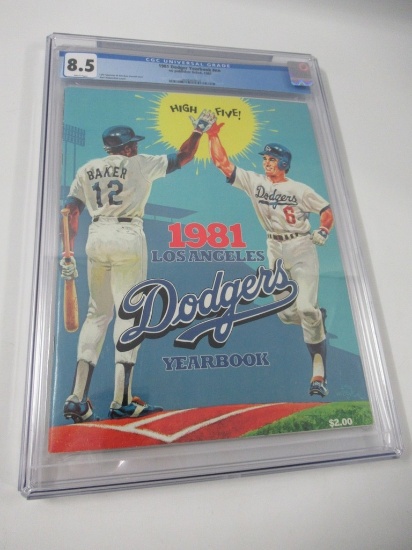 1981 L.A. Dodger Baseball Yearbook CGC 8.5
