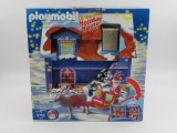 Playmobil Christmas 5755 My Take Along Holiday Home / Santa Claus House