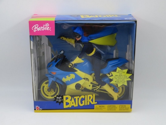 Batgirl on Motorcycle Deluxe Set/Barbie