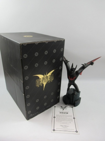 Batman Beyond Warner Bros. Store Statue/Maquette