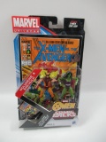 Marvel Universe Wolverine + She-Hulk Exclusive Figure Set