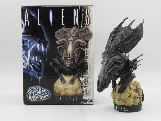 Aliens Queen Extreme Headknockers Figurine/NECA