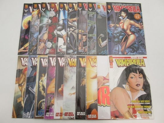 Vampirella (2001) Near Run/Harris